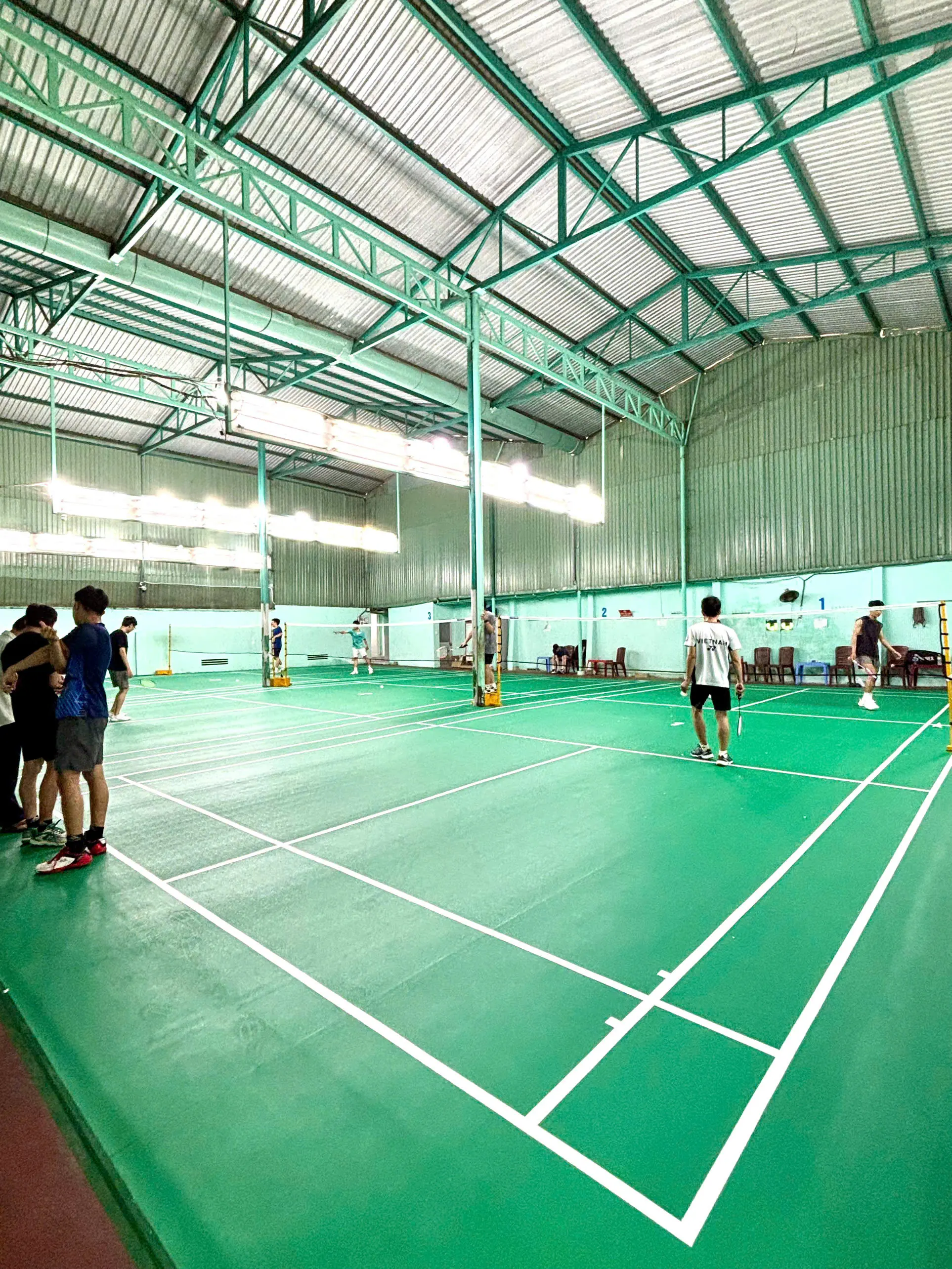 GIỚI THIỆU S&Acirc;N CẦU L&Ocirc;NG CỐI Đ&Aacute; &ndash; ĐIỂM HẸN THỂ THAO L&Yacute; TƯỞNG TẠI B&Igrave;NH THẠNH